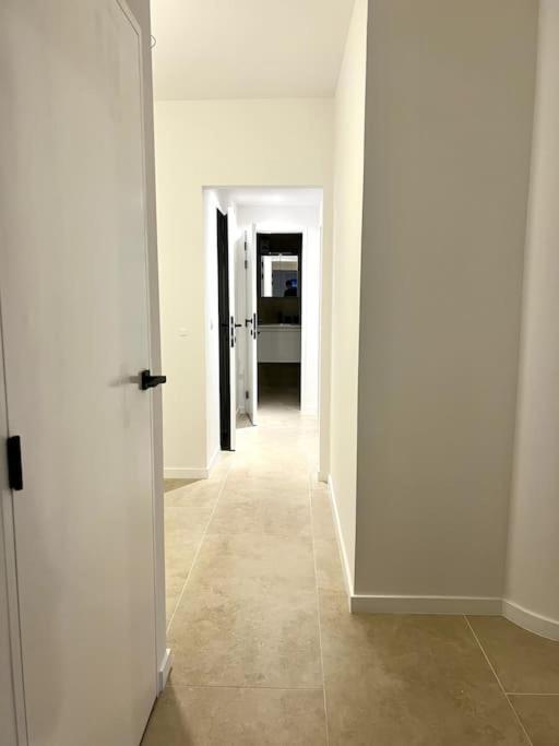 Luxury 2 Bedroom In The Heart Of *