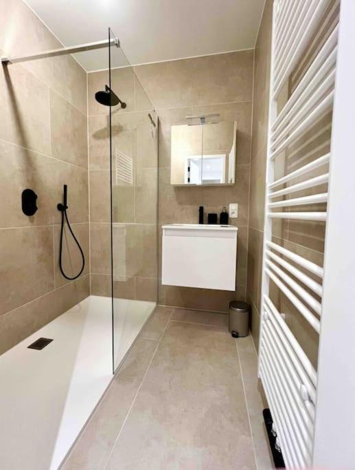 Luxury 2 Bedroom In The Heart Of * Oostende